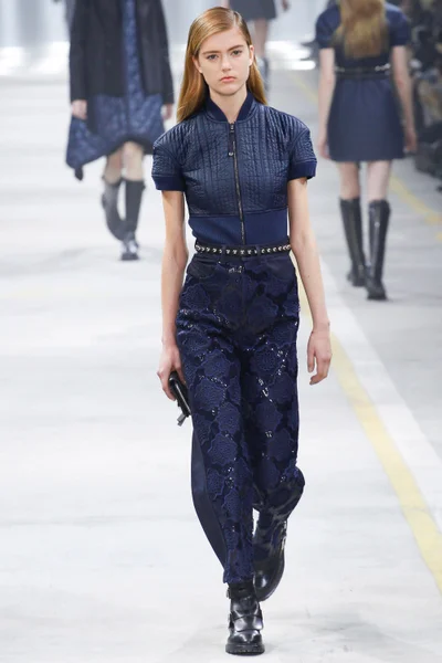 Look 5